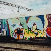 trama_hmni_spraydaily_06
